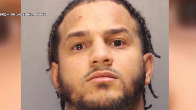 Philadelphia man wanted for two 2022 homicides deported before arrest: police