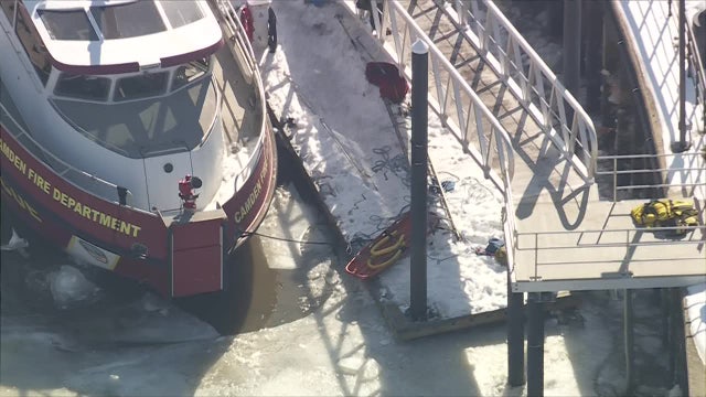 Camden firefighter dies after being trapped under ice on Delaware River: Officials