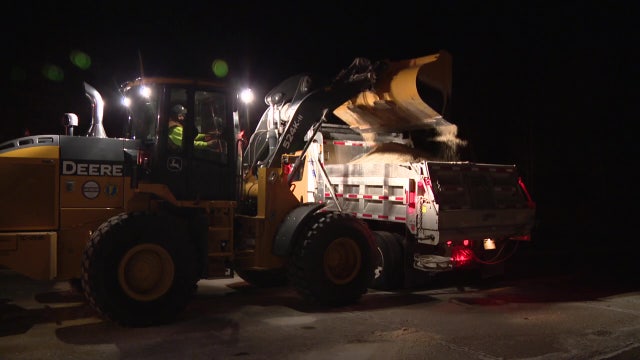 New Jersey prepares for weekend snow as stores run low on salt