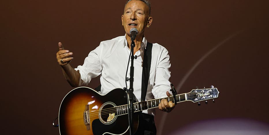 Bruce Springsteen's tour is coming to Philadelphia this spring