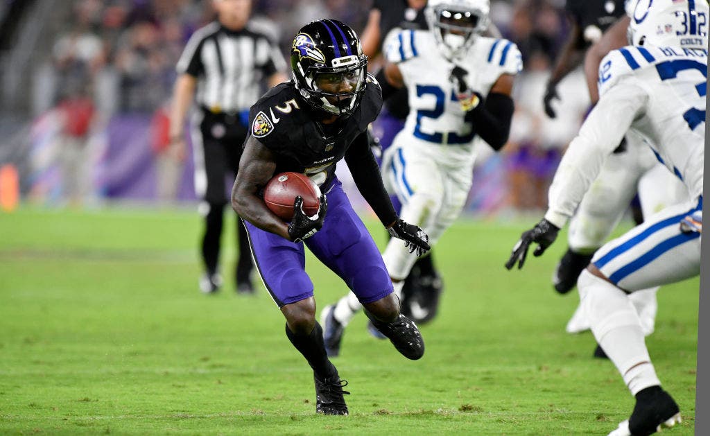 Eagles sign wide receiver Hollywood Brown to 1-year deal