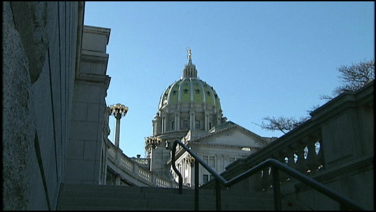 PA House passes bill to raise minimum wage to $11 by 2027, $15 by 2029, bill heads to Senate