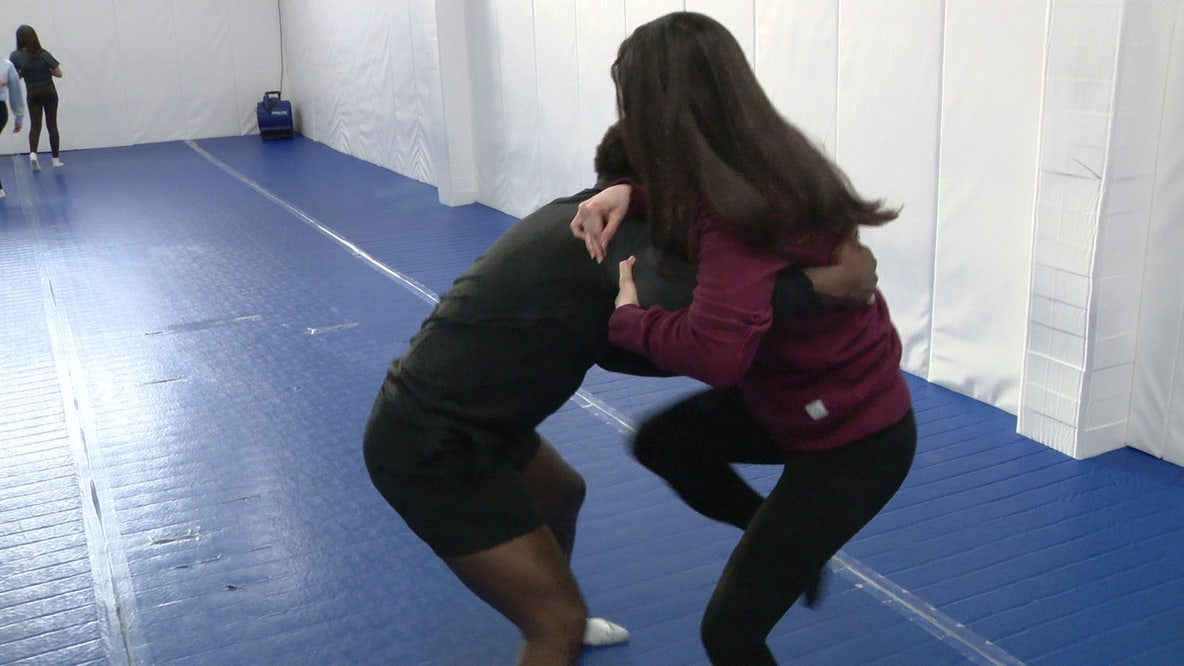 Fishtown jiu-jitsu studio offers free self-defense class after reports of neighborhood lurker