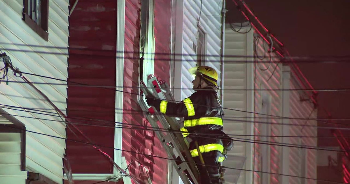 9 firefighters hurt, 2 families displaced hurt in West Philadelphia rowhome fire