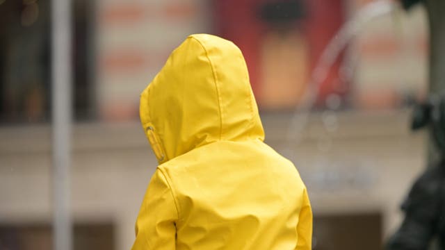 Tornado watch: Schools announce early dismissal ahead of dangerous storms