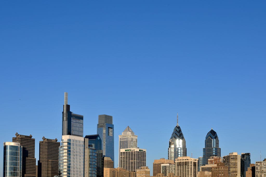 Philadelphia enjoys brief warmth before evening chill surprises residents