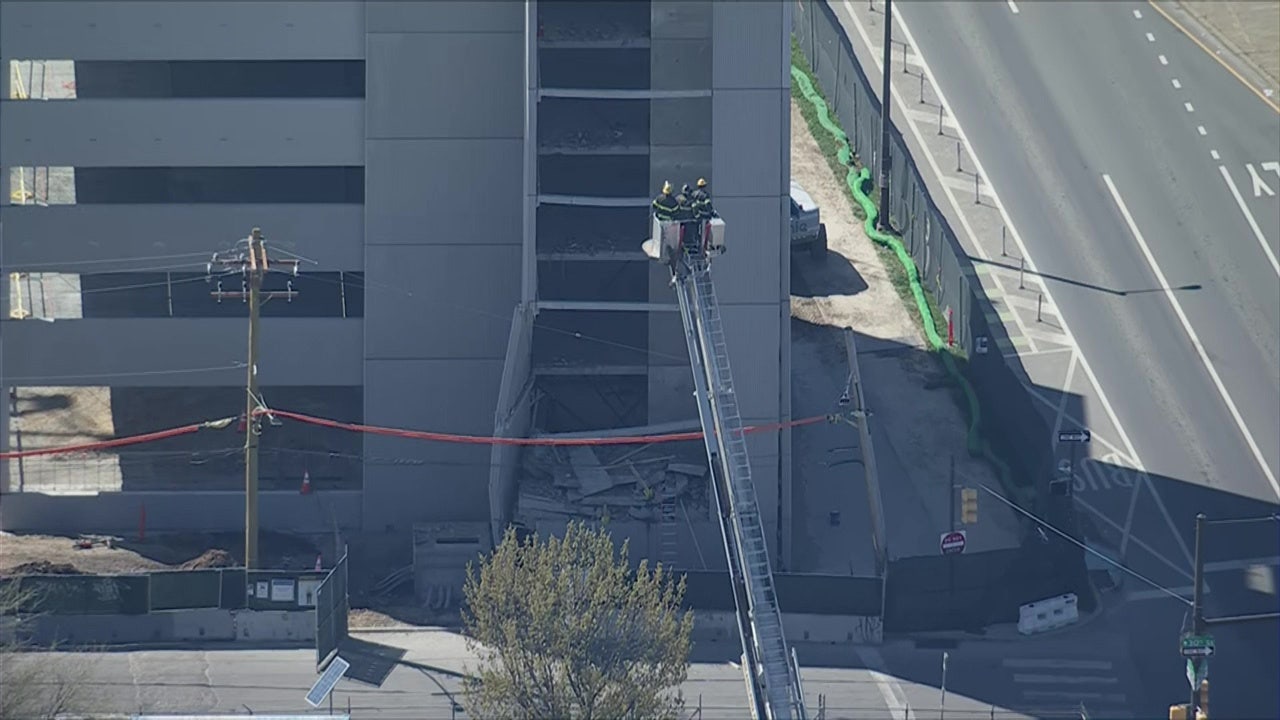 Crews respond to reports of partial collapse at Grays Ferry parking garage