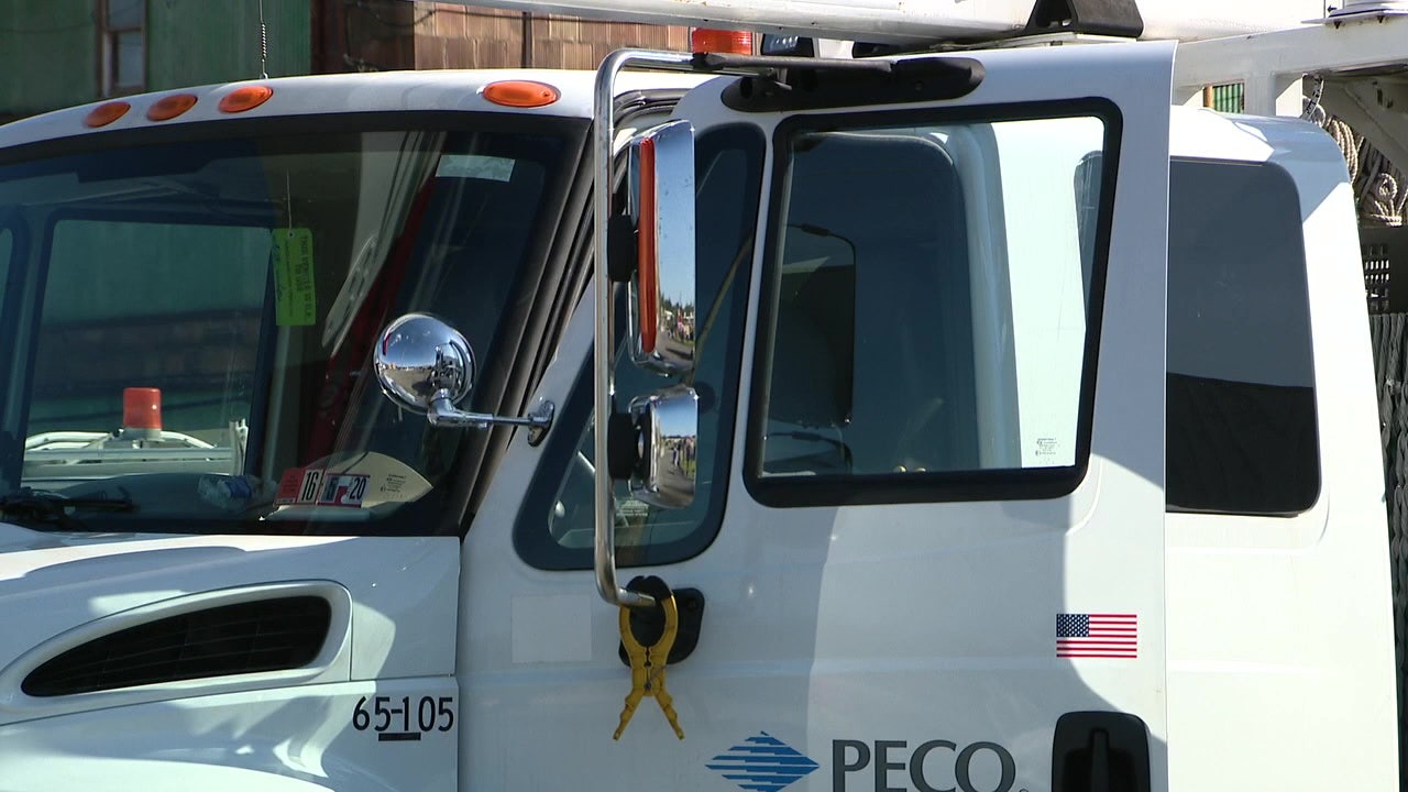 PECO workers in Philly threaten strike as contract talks stall with IBEW Local 614
