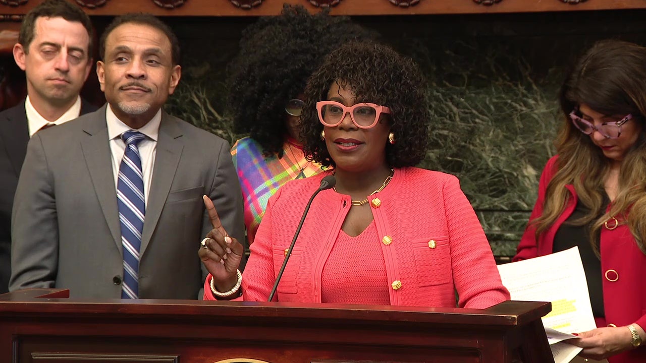 $1 Philly rideshare tax proposed by Mayor Parker to avoid school staff cuts