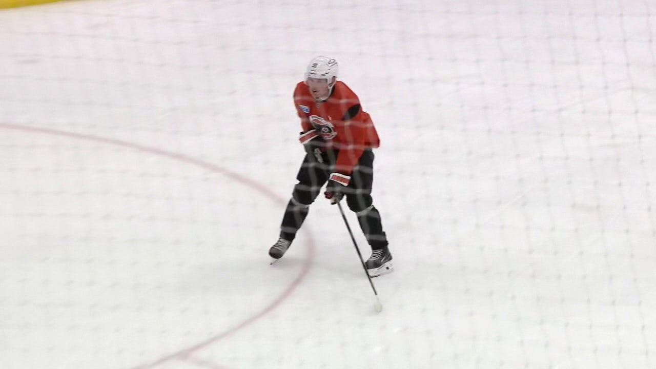 Flyers fever hits the road: Fans, alumni head to Pittsburgh for Game 1