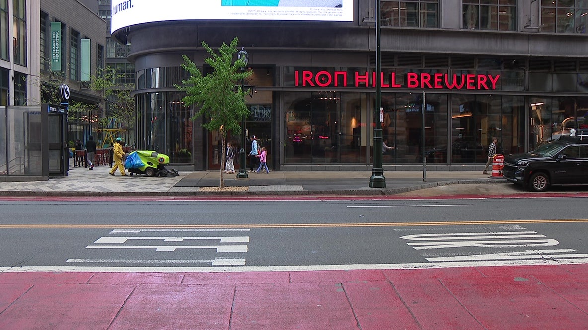 Iron Hill Brewery returns to Center City after bankruptcy forced abrupt closure