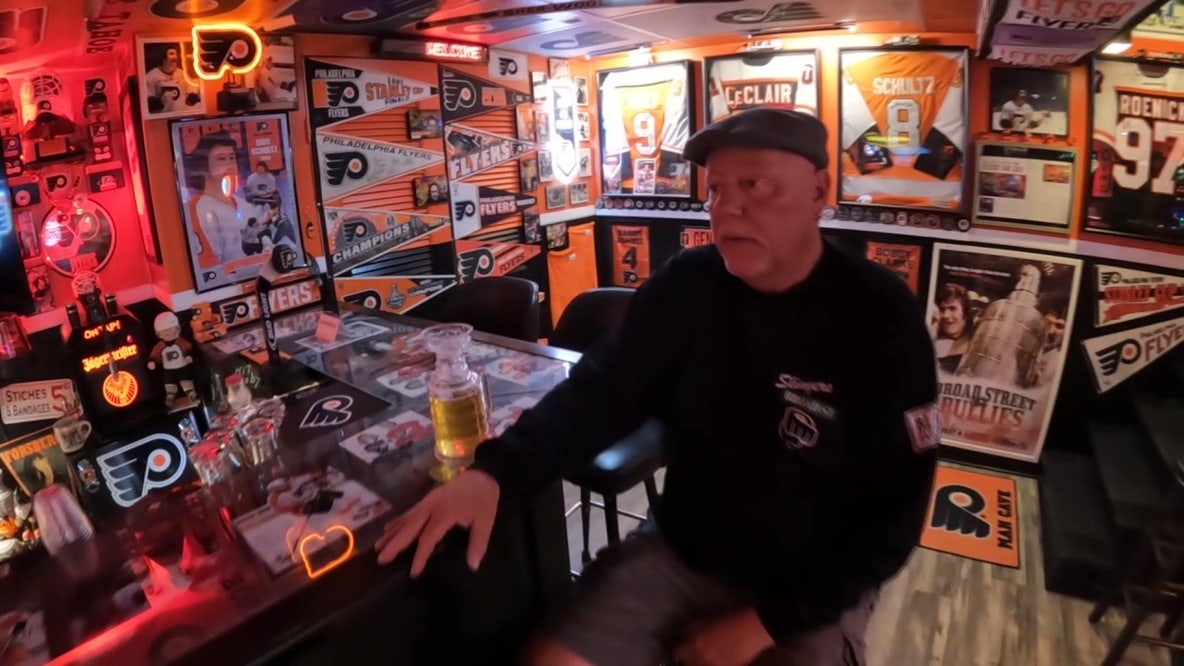 'People call it a Flyers heaven': Reading man’s basement bar draws fans