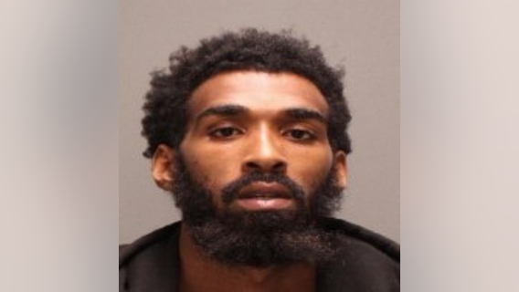 27-year-old man sought in connection with fatal stabbing in South Philly
