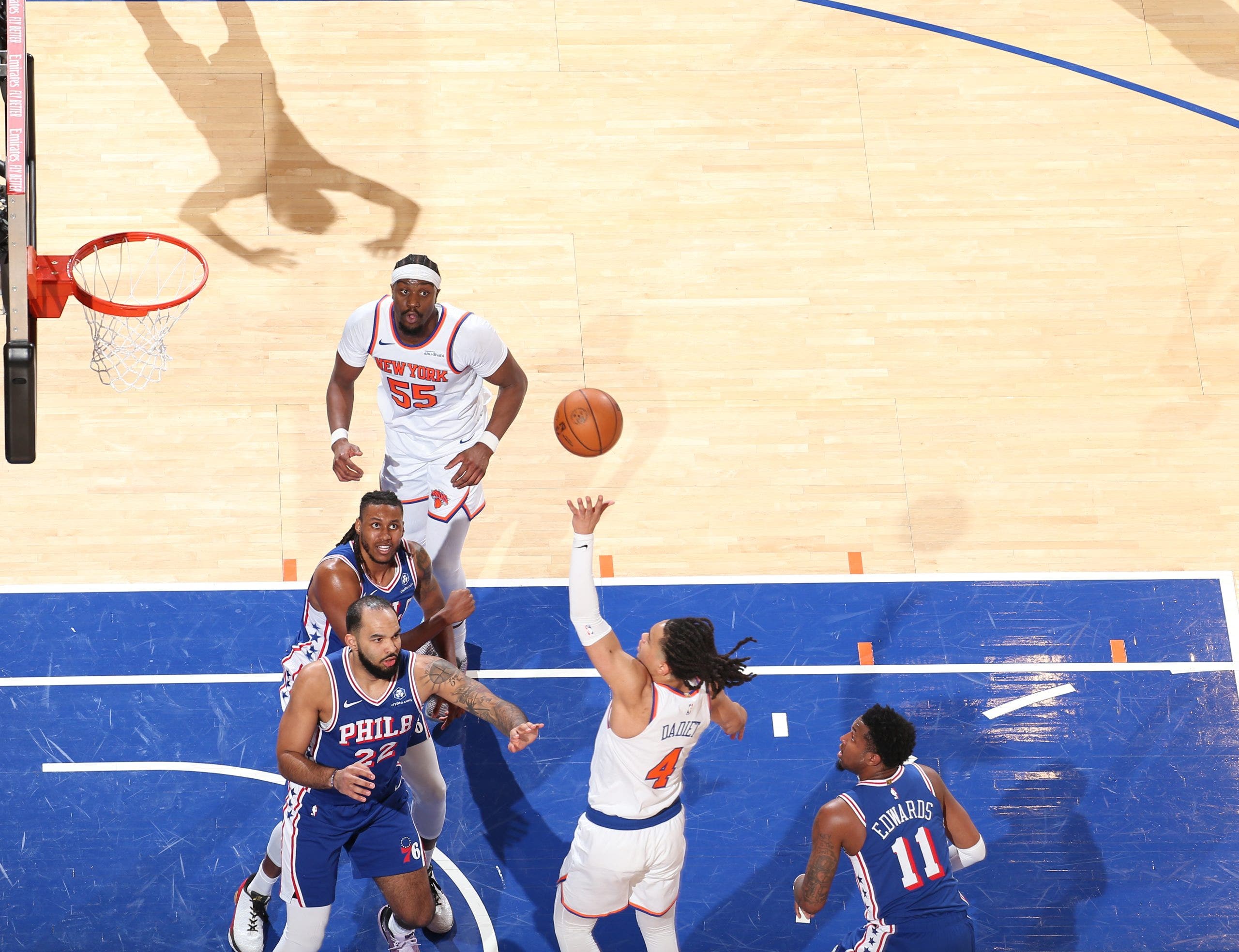 Knicks dominate Sixers 137-98 in Game 1, make NBA postseason history in New York