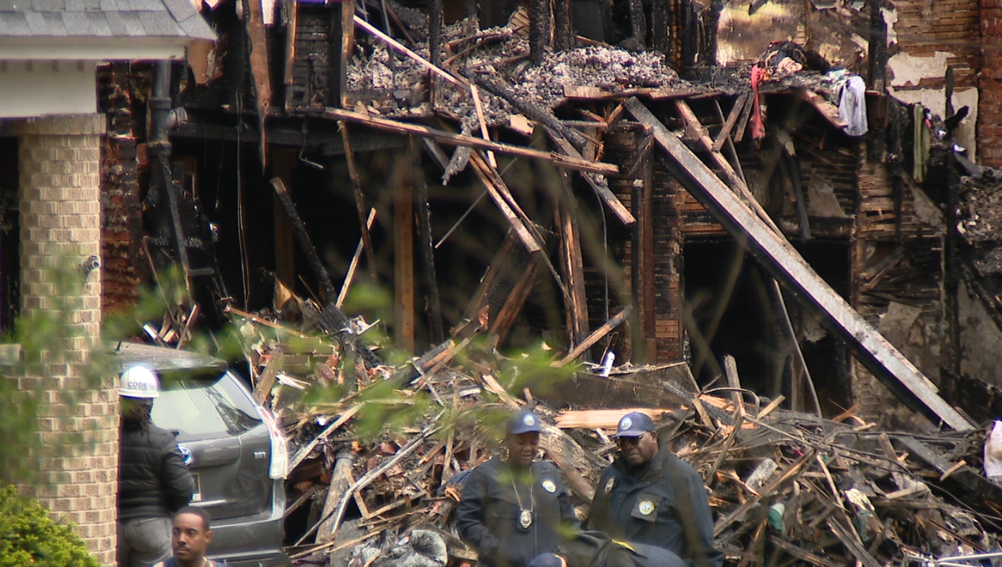Body found after 3-story Wilmington house fire causes partial collapse