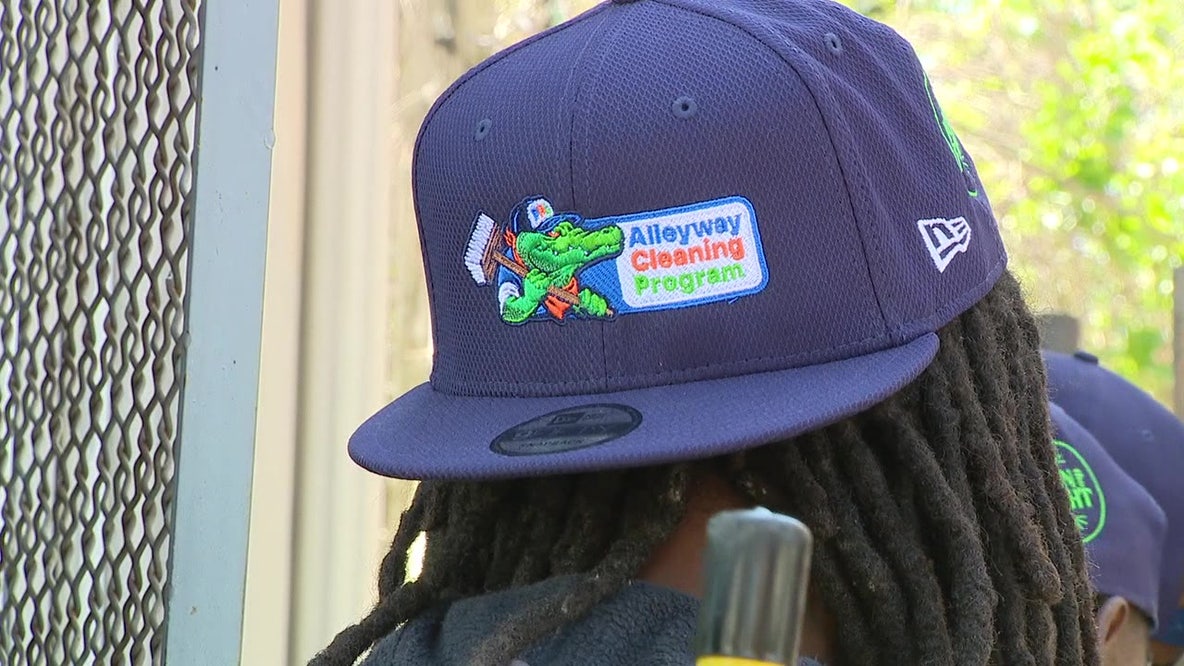 New 'Alleygators' crew targets alleyway clean up in Philadelphia neighborhoods