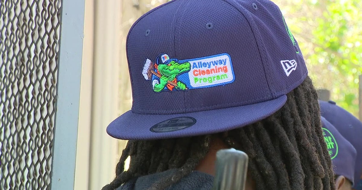 New 'Alleygators' crew targets alleyway clean up in Philadelphia neighborhoods