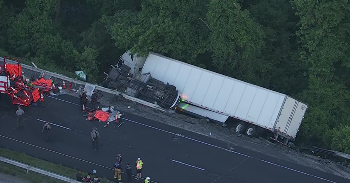 Crash involving tractor trailer shuts down portion of Route 30 in Chester County