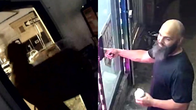 Suspect accused of smashing through deli door, stealing lottery cabinet in Philadelphia