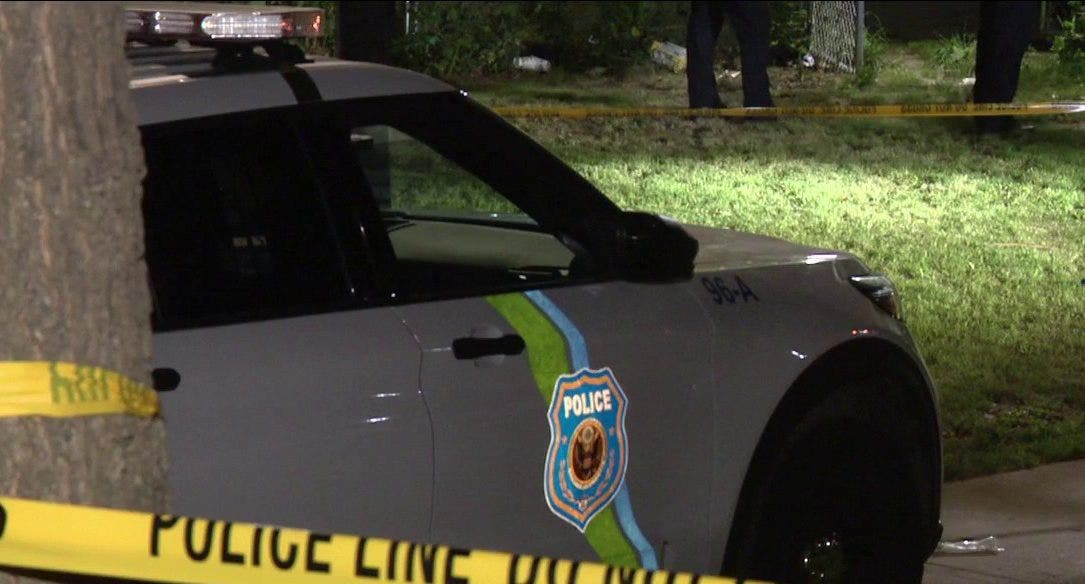 2 dead, 2 critically injured in four separate Philadelphia shootings overnight