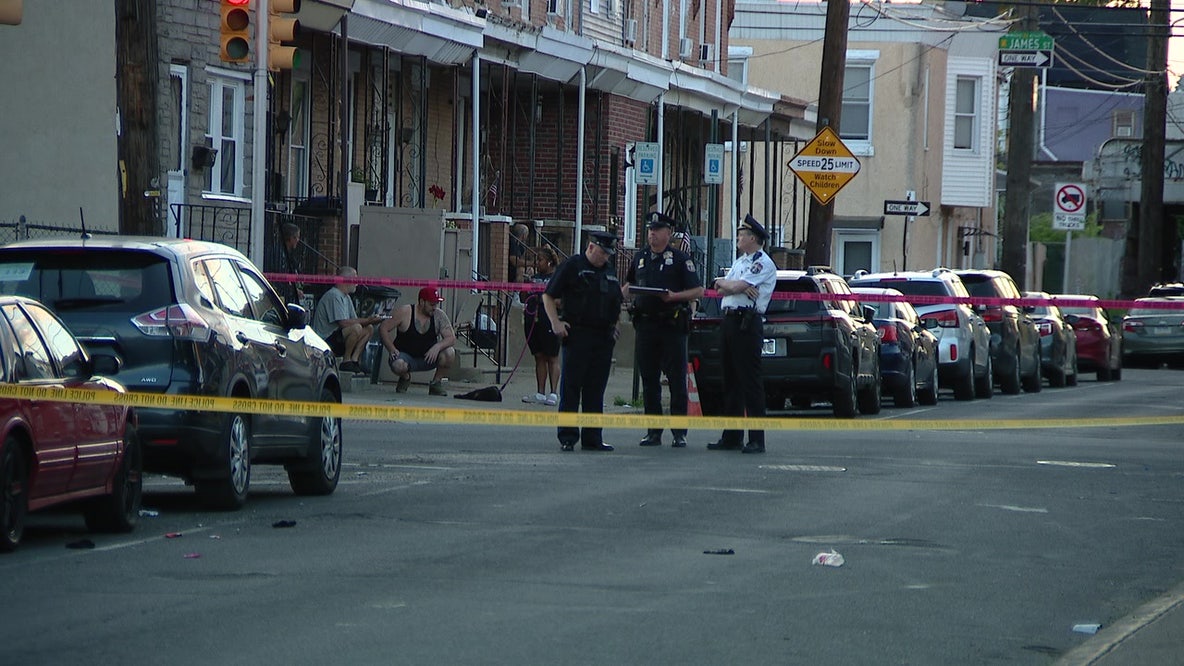Teen critical after shooting in Northeast Philadelphia