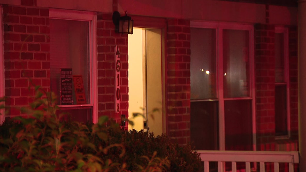 Woman accused of fatally stabbing mother outside Philadelphia home arrested