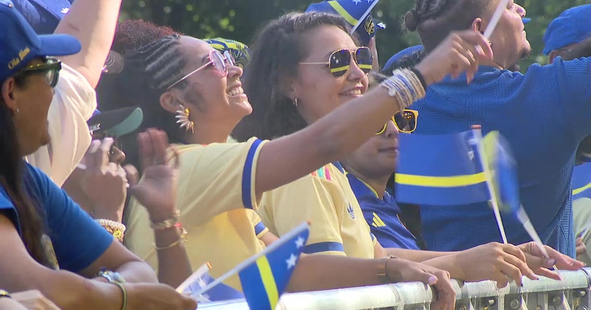 Curacao fans pack FIFA Philly Fan Fest for Raey concert ahead of World Cup match