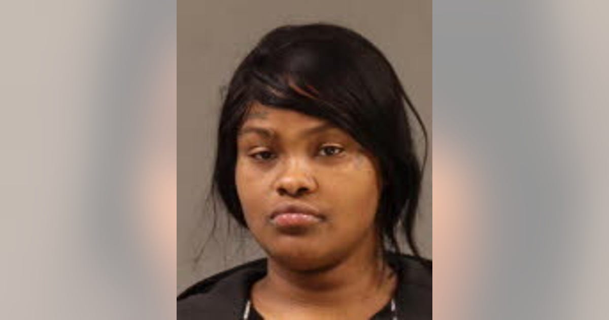 Philadelphia woman apprehended after 28-year-old fatally stabbed in North Philly: police