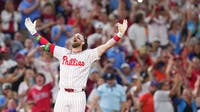 Schwarber slugs 3 homers, Harper hits for cycle as Phillies crush Mets