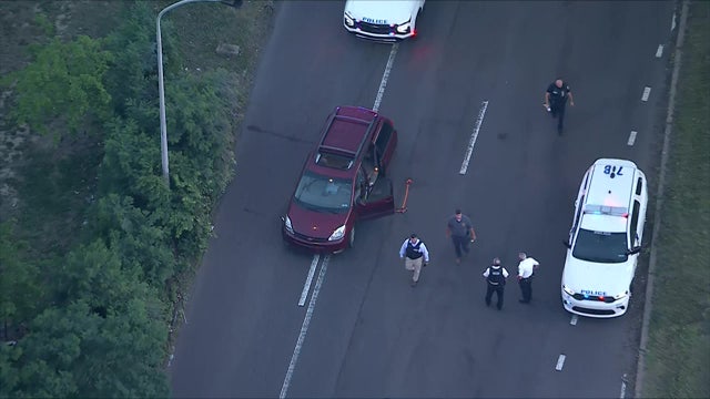 Stolen minivan with infant inside crashes in Northeast Philadelphia; suspect caught: police