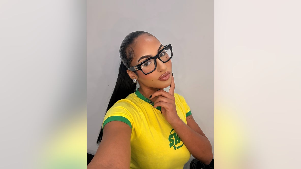 Pa. influencer Ayzia J dies after BMW overturns, crashes into tree in New Jersey