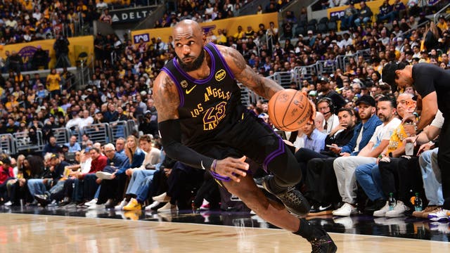 LeBron James scheduled to speak Thursday at Fanatics Fest in NYC, as NBA waits to hear his plans