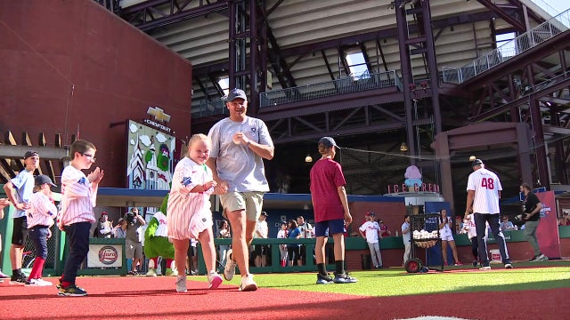 Phillies host Miracle League game for children with disabilities at Citizens Bank Park