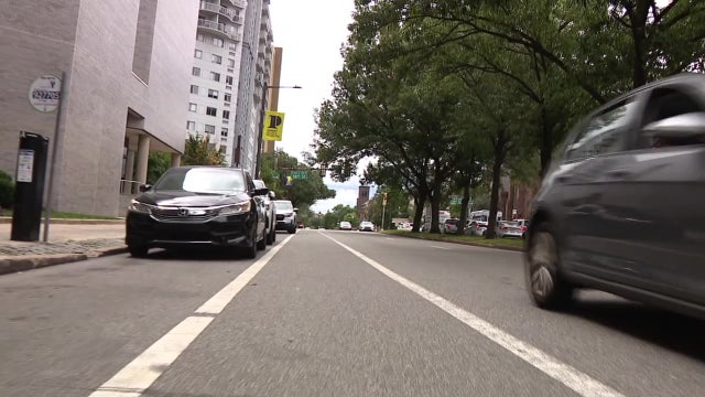 Philadelphia pianist injured after runner pushes him off bike on Spring Garden
