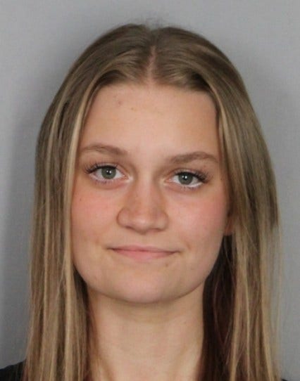 Delaware dance instructor accused of sexually abusing 2 teenage students