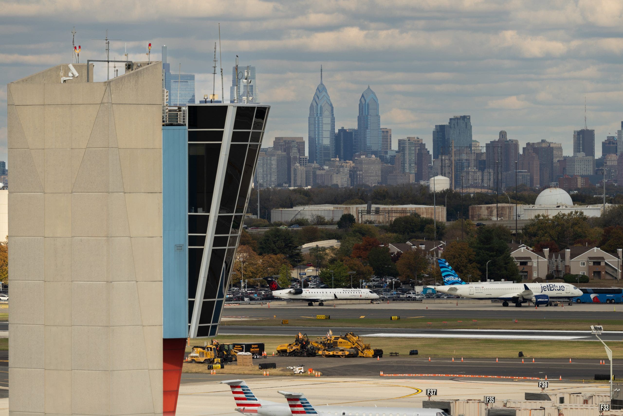 Health officials warn of potential measles exposure at Philadelphia Airport