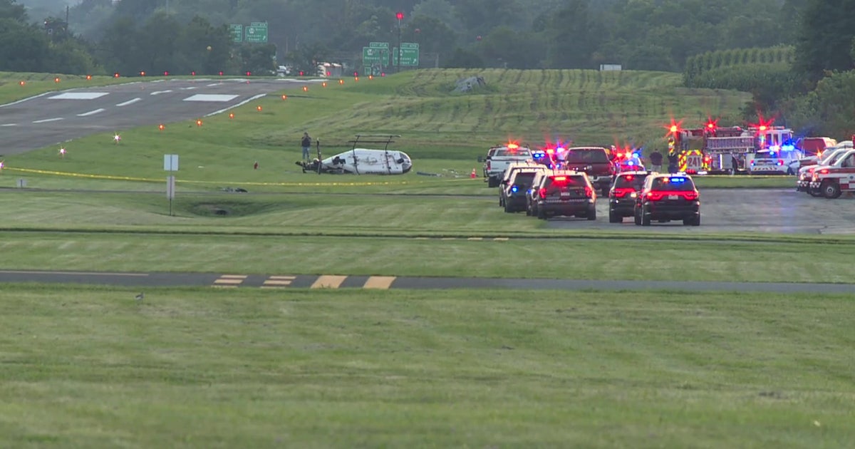 Pilot killed, 2 troopers injured after helicopter, small plane crash at Carlisle airport