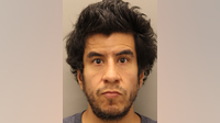 Employees restrain suspect after stabbing at Wawa in Delaware: state police