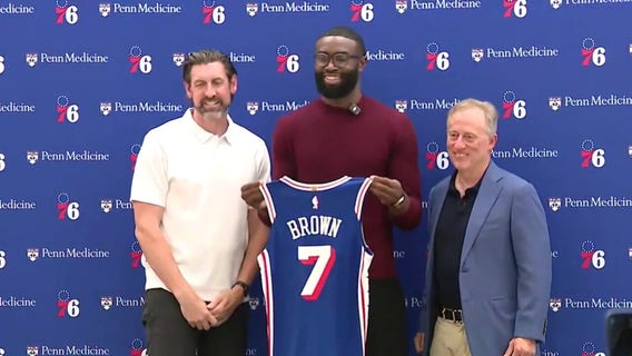 Jaylen Brown introduced by Sixers, talks expectations at Philly rec center
