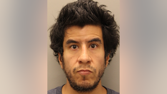 Employees restrain suspect after stabbing at Wawa in Delaware: state police