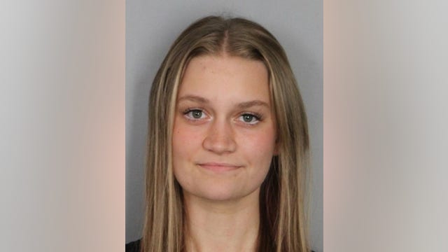 Delaware dance instructor accused of sexually abusing 2 teenage students