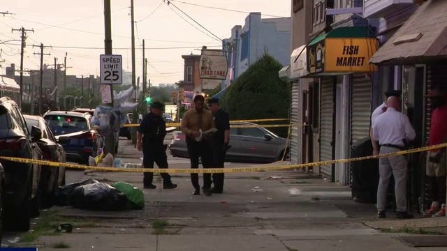 Off-duty Philadelphia police officer killed after double shooting outside lounge