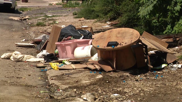North 10 gives cash vouchers to curb illegal dumping in North Philadelphia