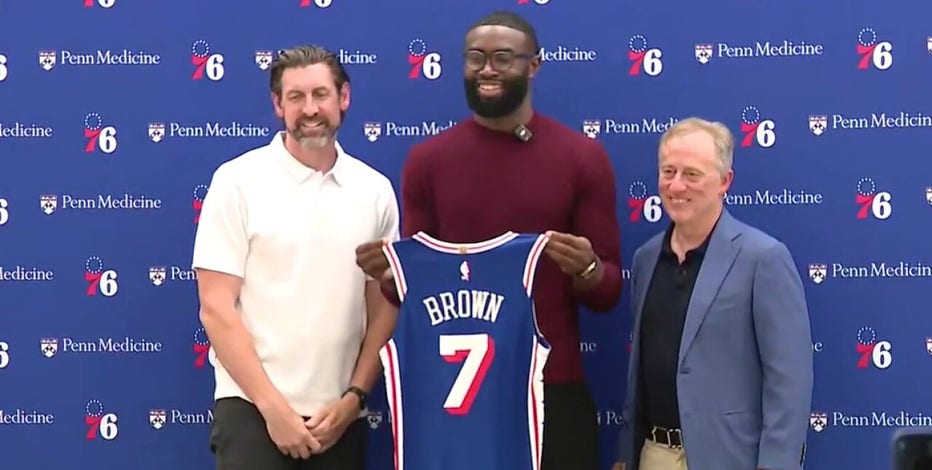 Jaylen Brown introduced by Sixers, talks expectations at Philly rec center
