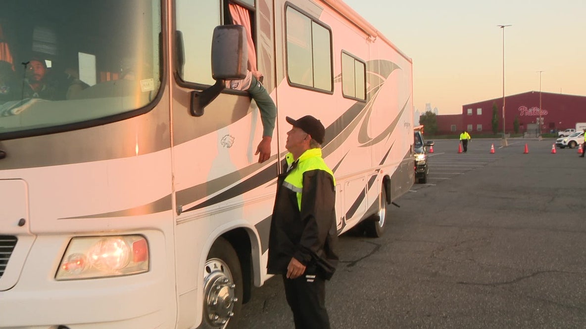 Eagles tailgates: South Philly tailgaters push back as new parking rules target RVs, buses at games