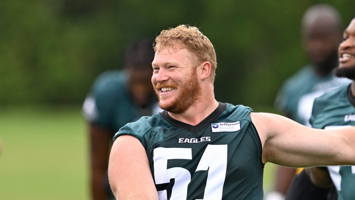 Eagles trade Cam Jurgens to Ravens for draft picks