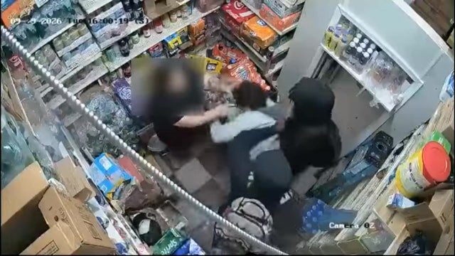 Gun-wielding suspects steal $7k during Philadelphia grocery store robbery