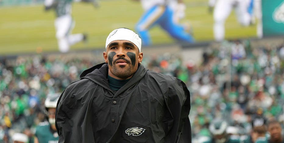 Eagles place QB Jalen Hurts on injured reserve with blood clot