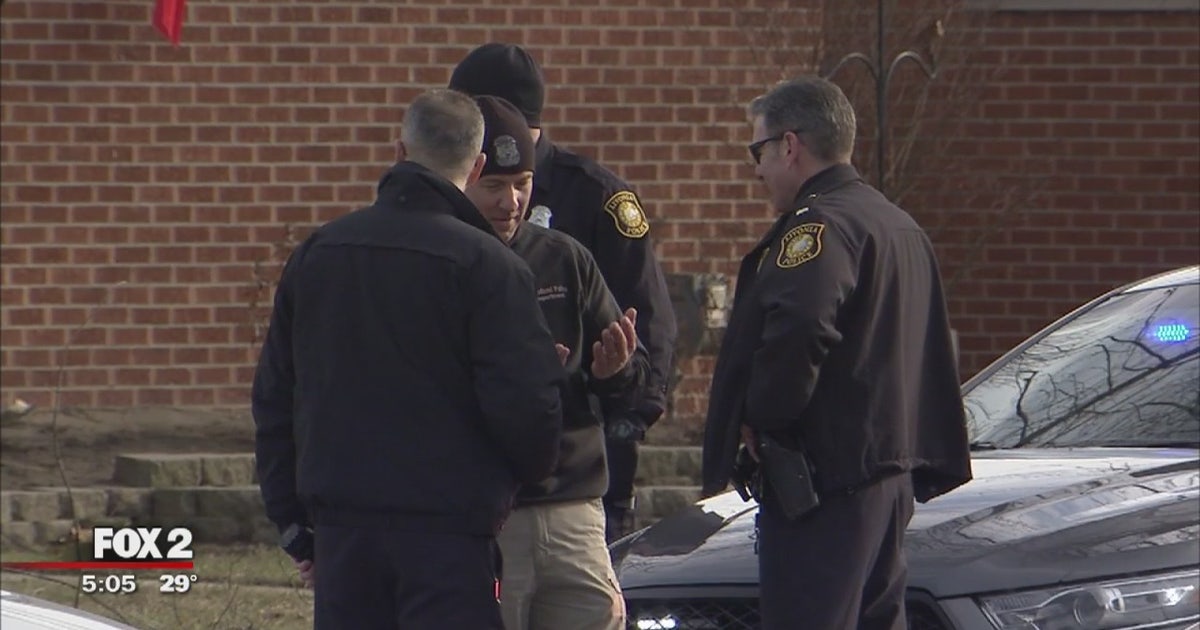 22-year-old man fatally stabs mother in Westland | FOX 2 Detroit