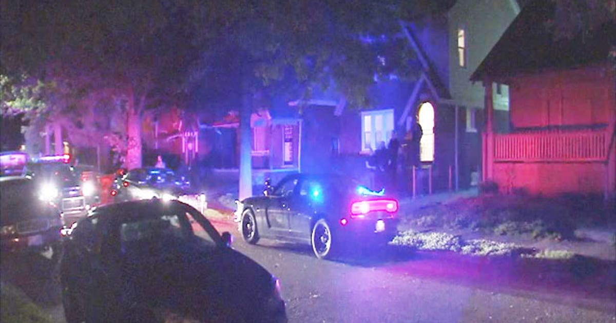 Police searching for 14-year-old after shooting mom | FOX 2 Detroit